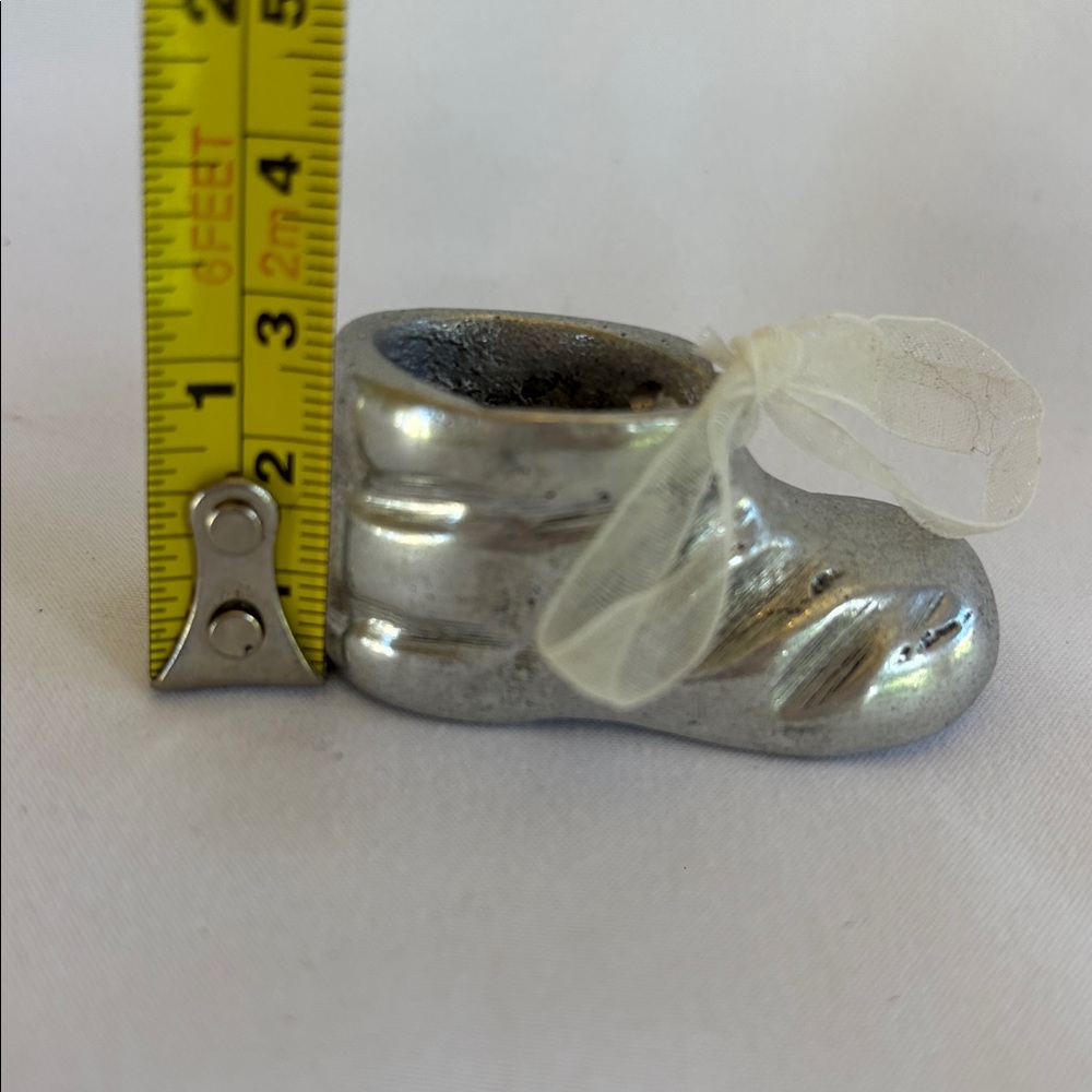 Vintage 2001 Silver Plated Very Cute Baby Shoe Trinket with Cream Ribbon - Picture 6 of 8
